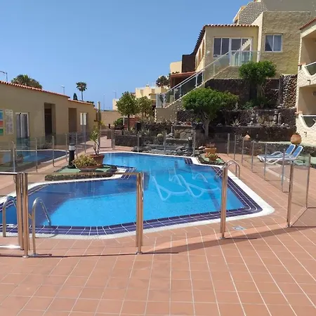 Casa Kristin קוסטה קלמה